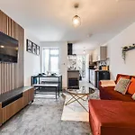 Stylish Flat Near Coop Arena & Etihad Stadium